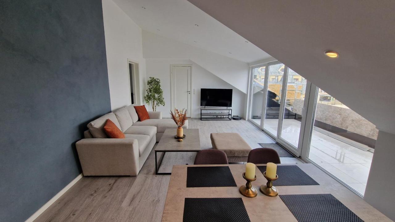 Lovely 2-Bedroom Loft With Panoramic View. คริสเตียนซุนด์ ภายนอก รูปภาพ